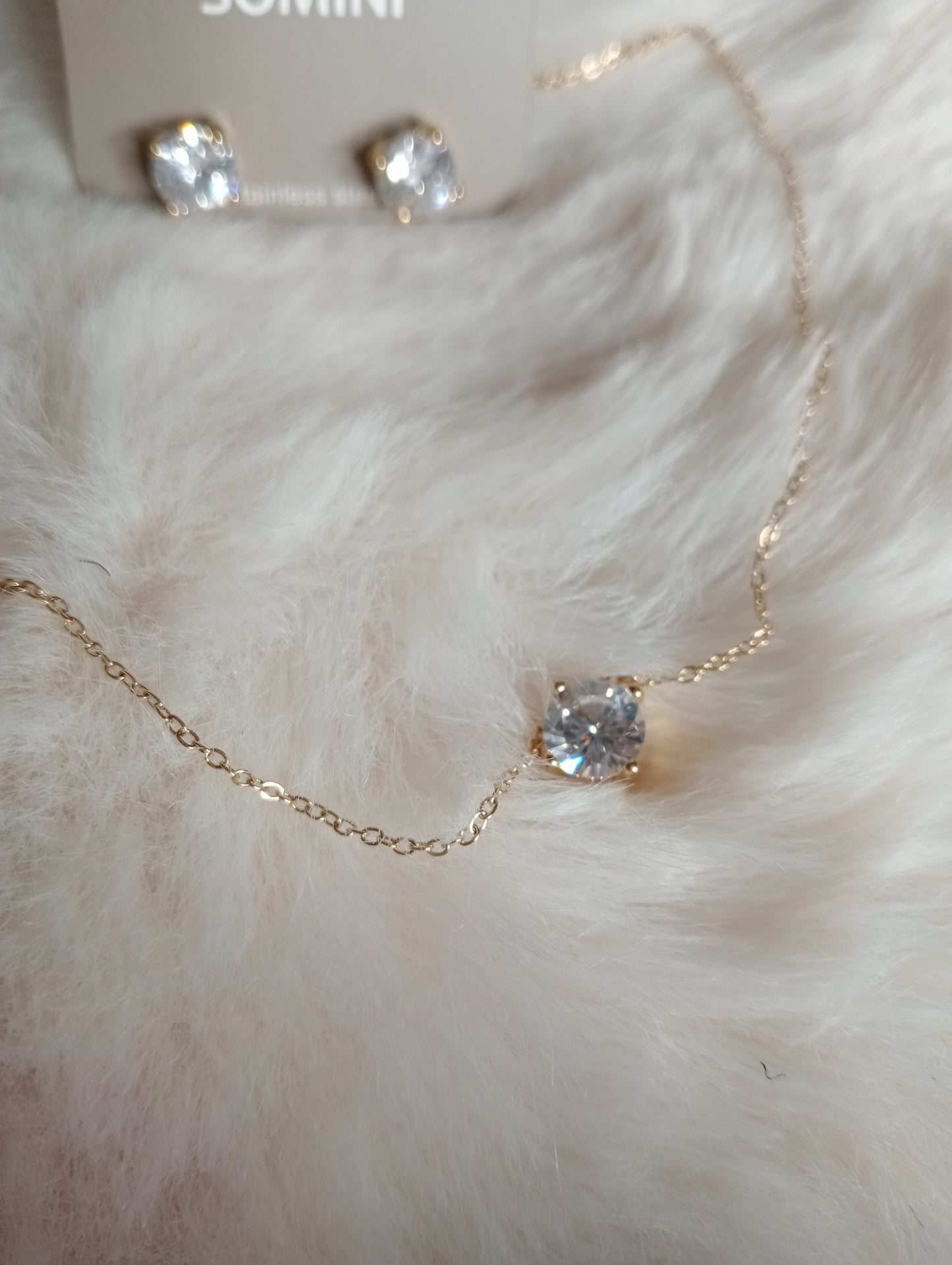 Collier دمعة