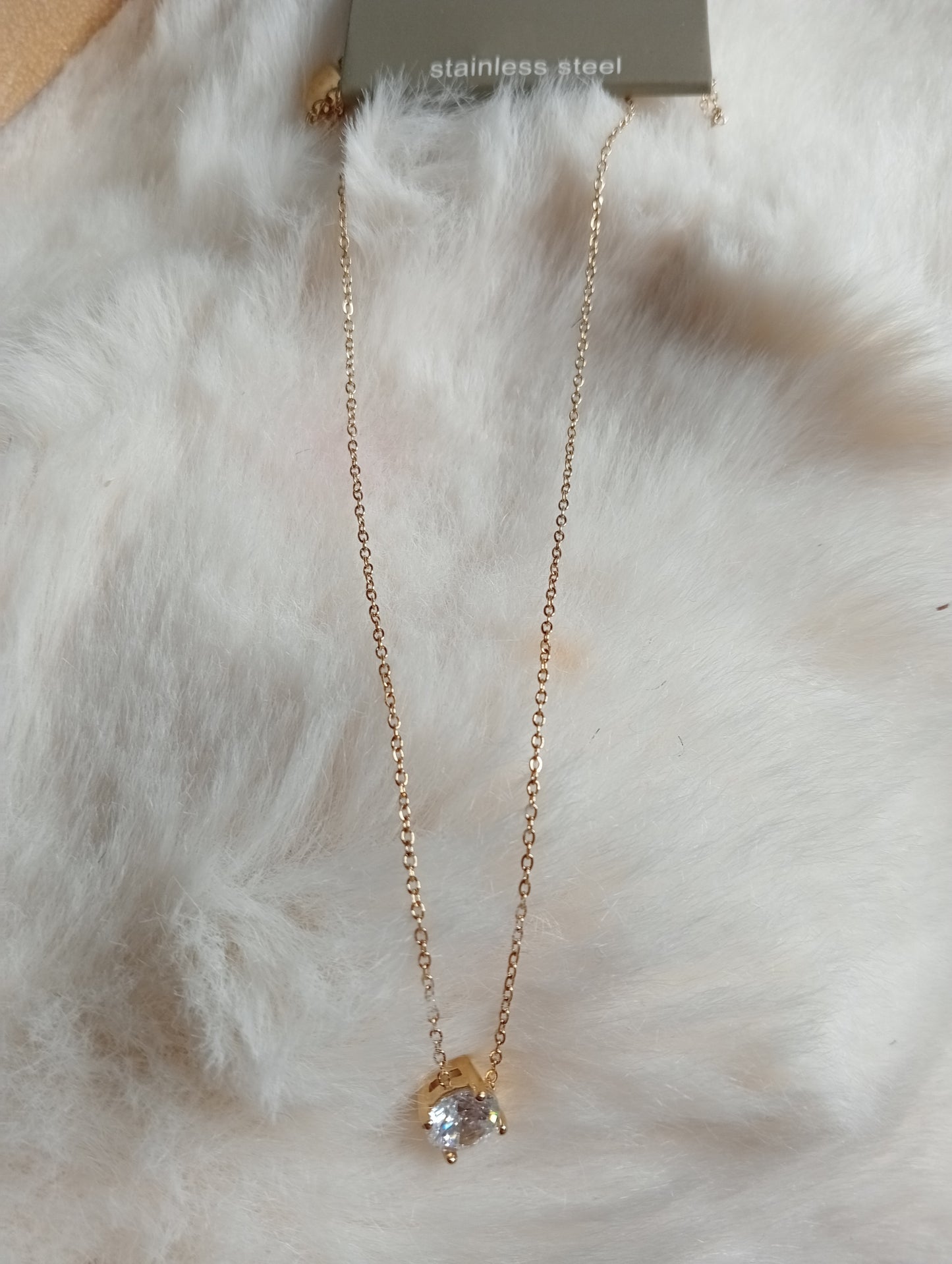 Collier دمعة