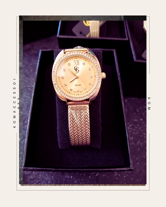 Montre GG Luxe rond fond doré