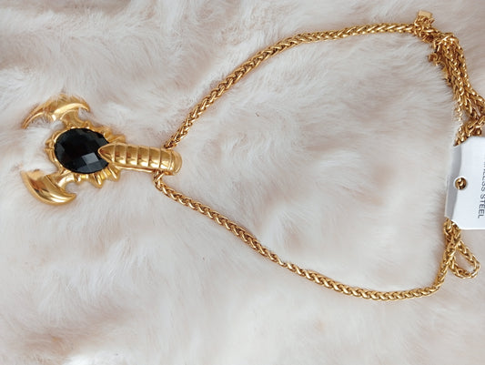 Collier 🦂